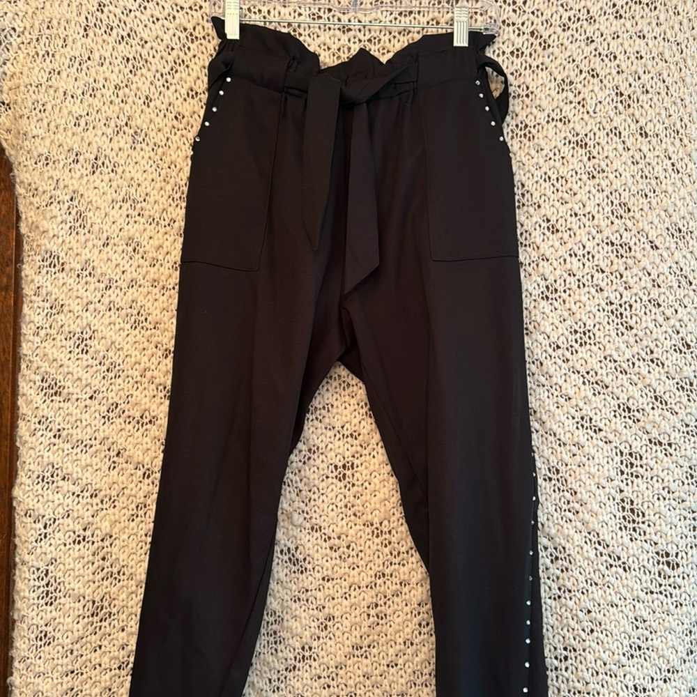 Medium Adult II SHEIN II GOOD CONDITION